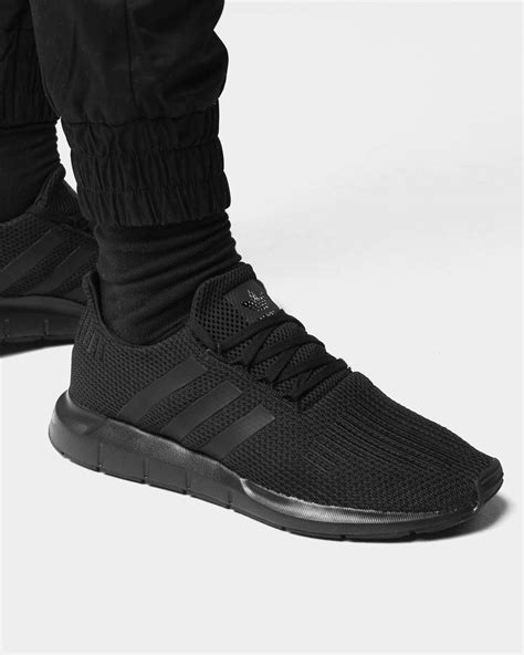 adidas swift run black größe 6|adidas swift run all black.